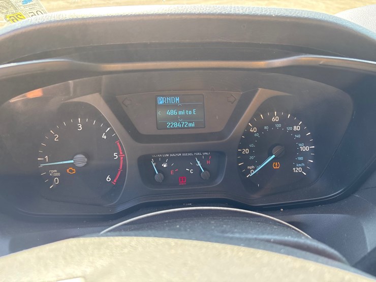 2019-ford-transit-image-9