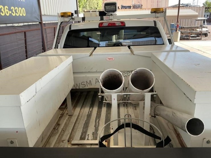 2018-chevrolet-silverado-1500-image-9