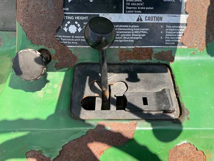 john-deere-200-image-46