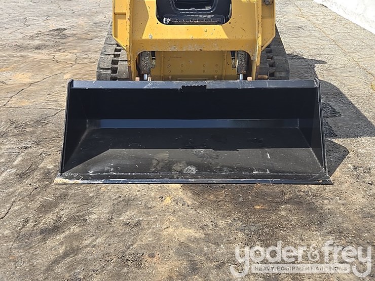 2022-caterpillar-259d3-image-14