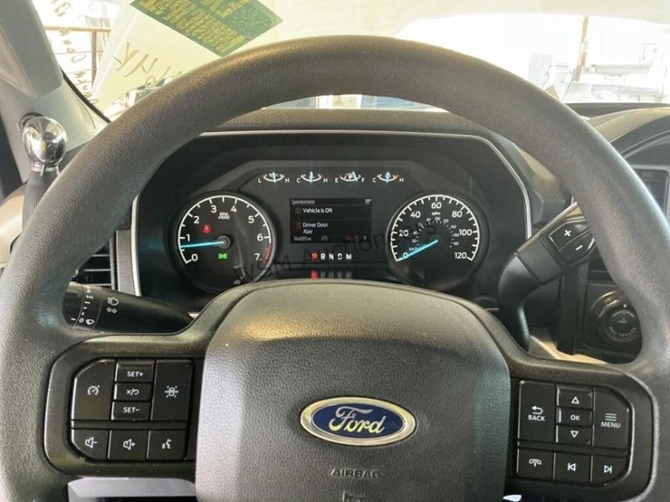 2021-ford-f150-image-16