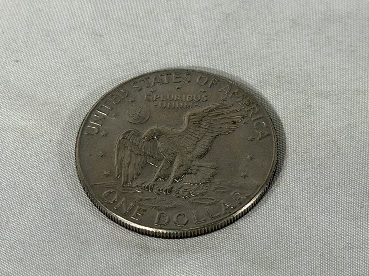 #00643-•-(20)-1974-ike-dollars-image-4