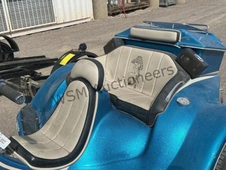 2000-recon-trike-motorcycle-image-16