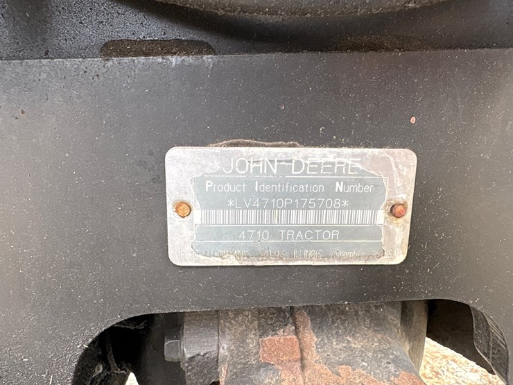 2002-john-deere-4710-image-8