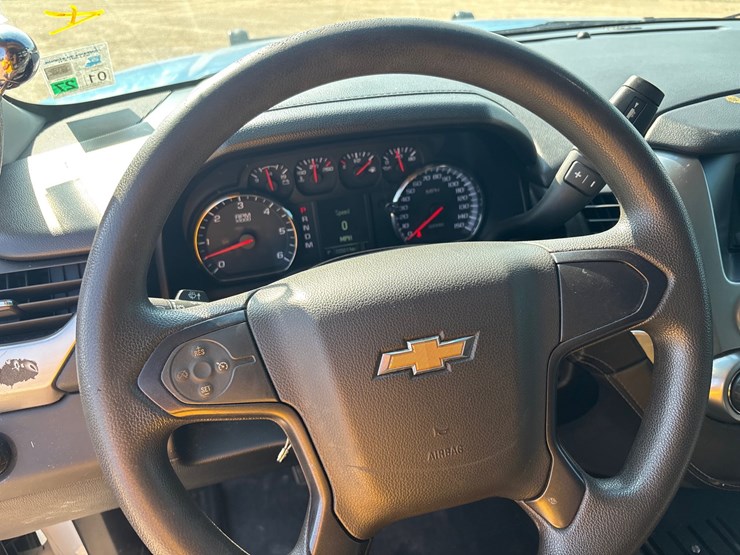 2015-chevrolet-tahoe-image-9