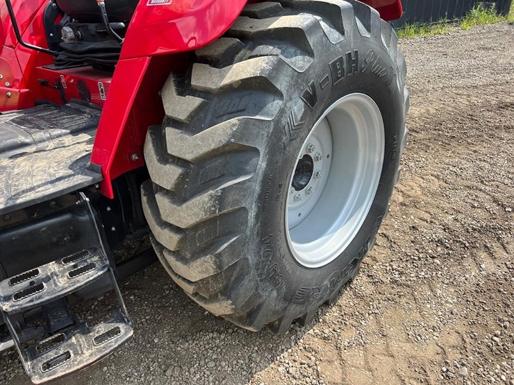 2022-mahindra-5155-image-19