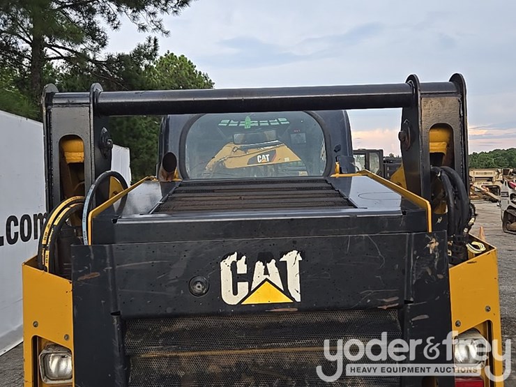 2019-caterpillar-259d3-image-19