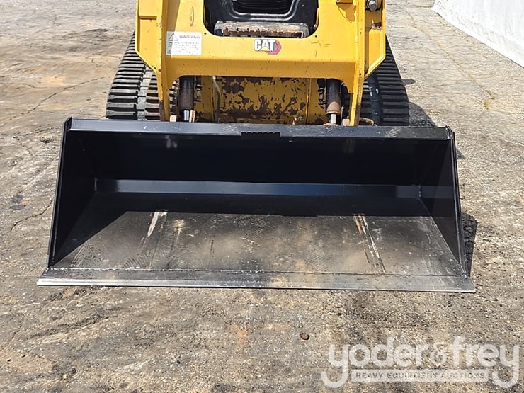 2021-caterpillar-259d3-image-14