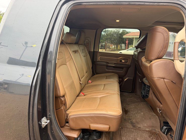 2019-dodge-ram-2500-image-10