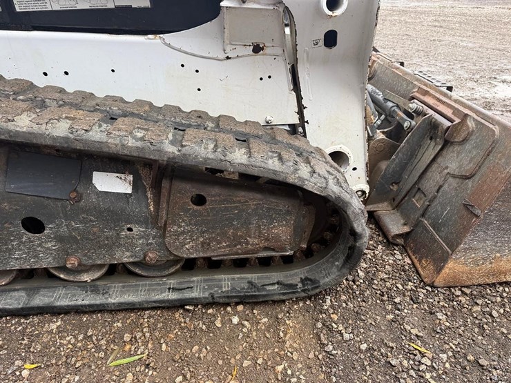 2014-bobcat-t590-image-14