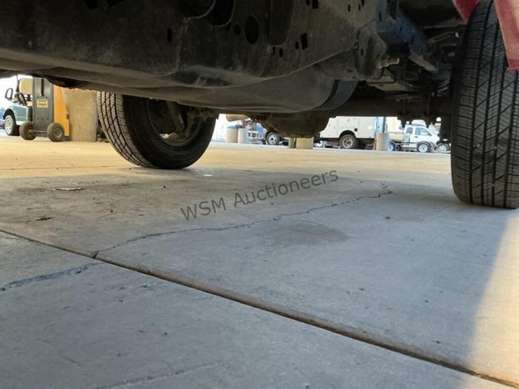2017-ford-f150-image-25