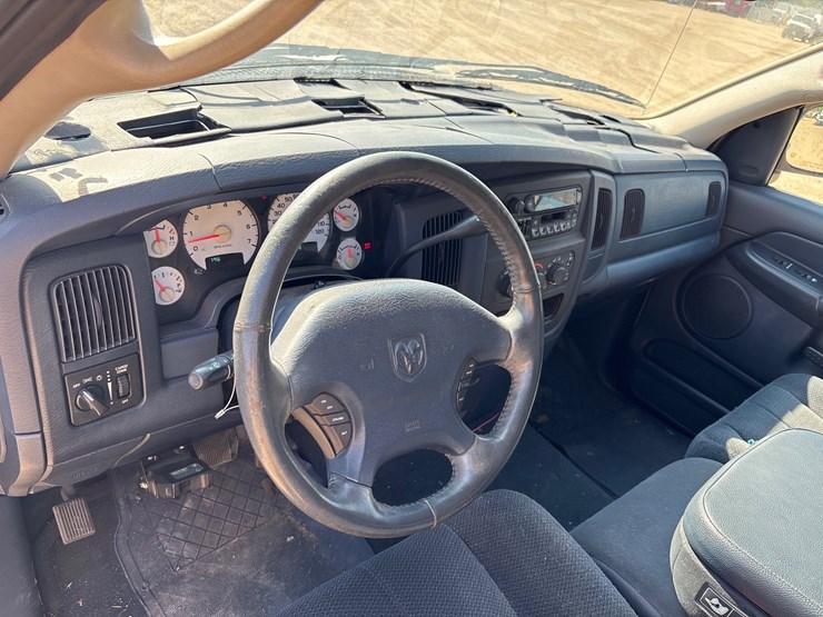 2002-dodge-ram-1500-image-7