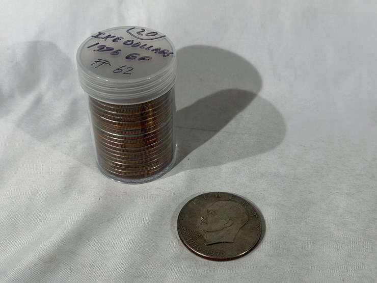 #00638-•-(20)-1976-ike-dollars-image-1