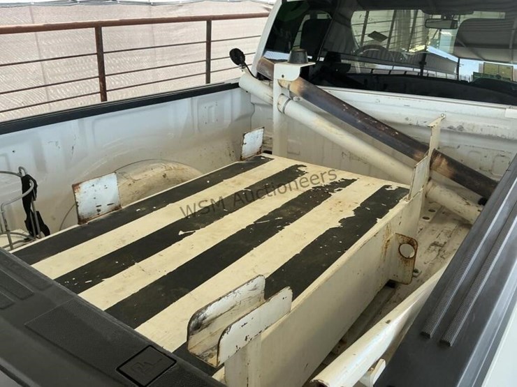 2021-ford-f150-image-9
