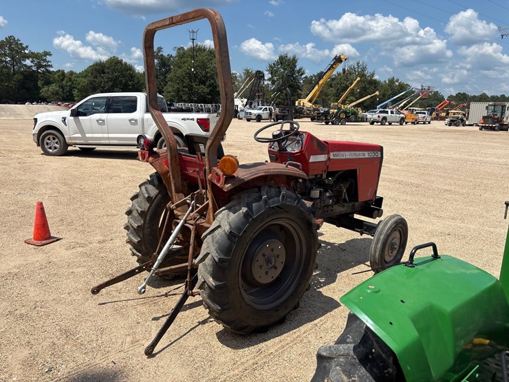 massey-ferguson-1030-image-3
