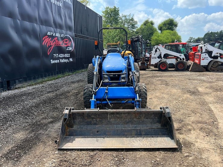 new-holland-tc45-image-9