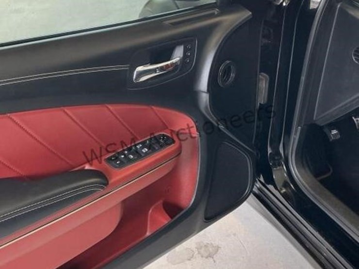 2021-dodge-charger-srt-hellcat-sdn-image-25