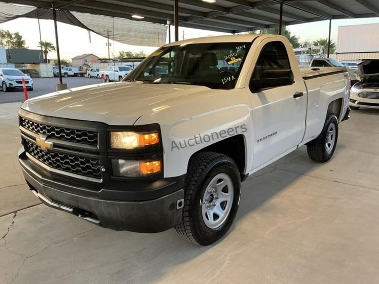 2015-chevrolet-silverado-1500-image-4