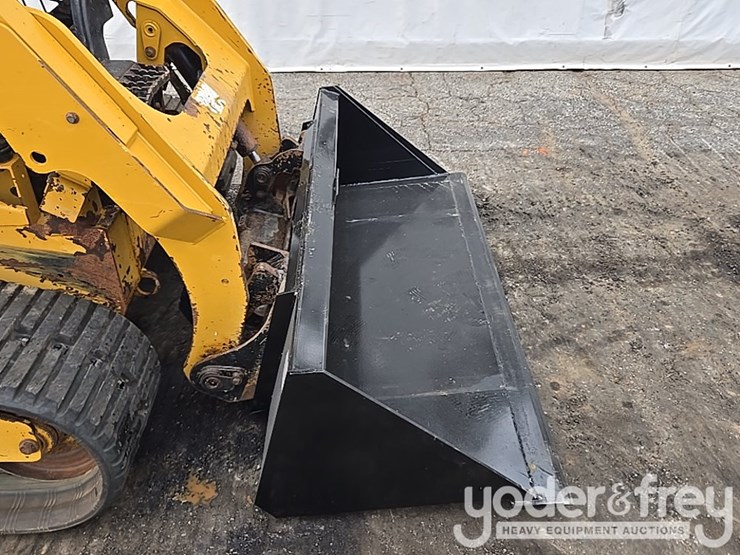 2019-caterpillar-259d3-image-13