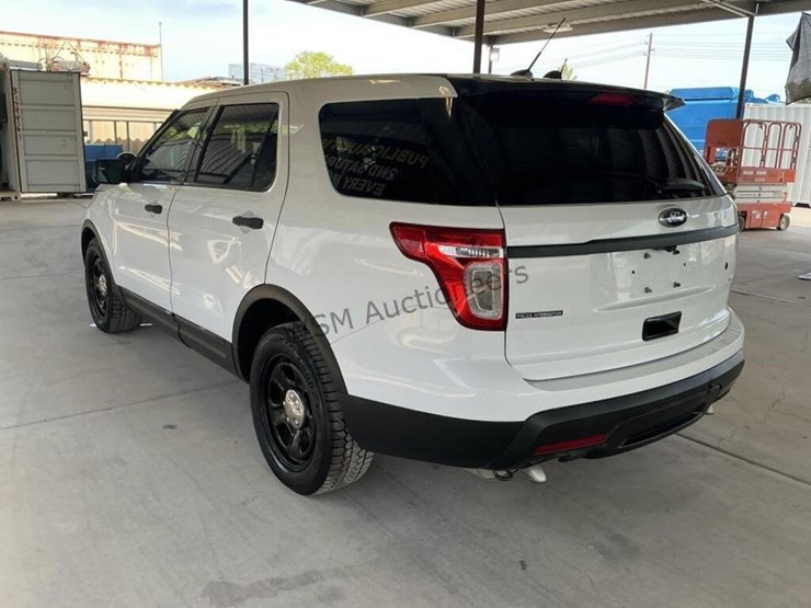 2014-ford-explorer-image-5