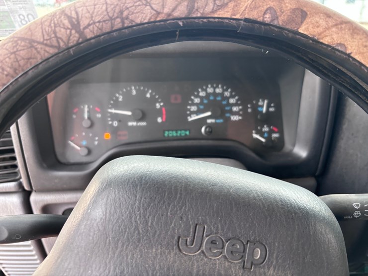 1998-jeep-wrangler-image-9
