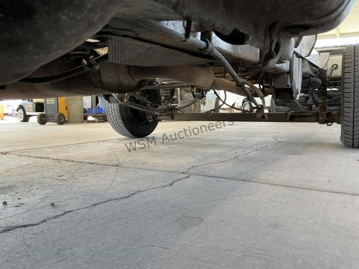 2019-dodge-3500-image-27