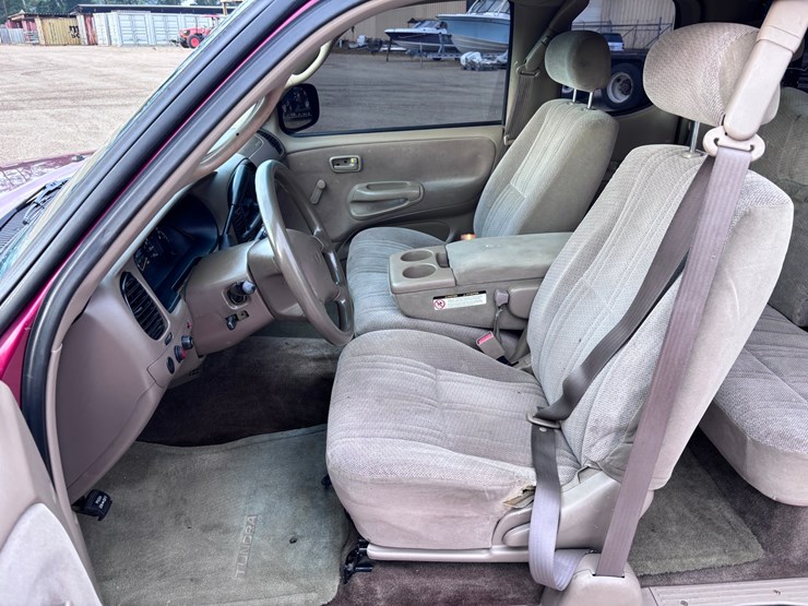 2000-toyota-tundra-image-8