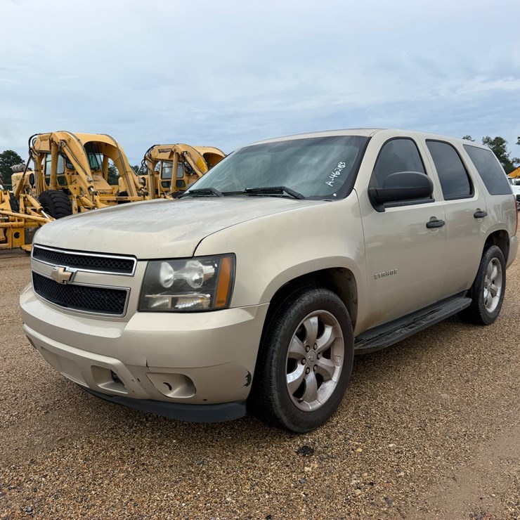 2011 CHEVROLET TAHOE