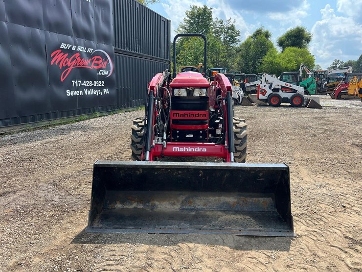 2022-mahindra-5155-image-12