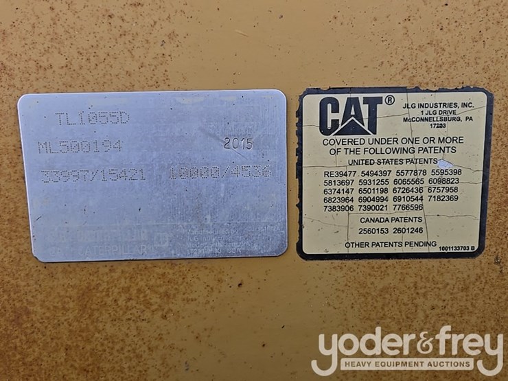 2015-caterpillar-tl1055d-image-59