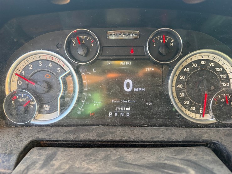 2014-dodge-ram-3500-image-14