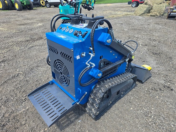 #687-•-zjg-zj-380-mini-skid-steer-image-6