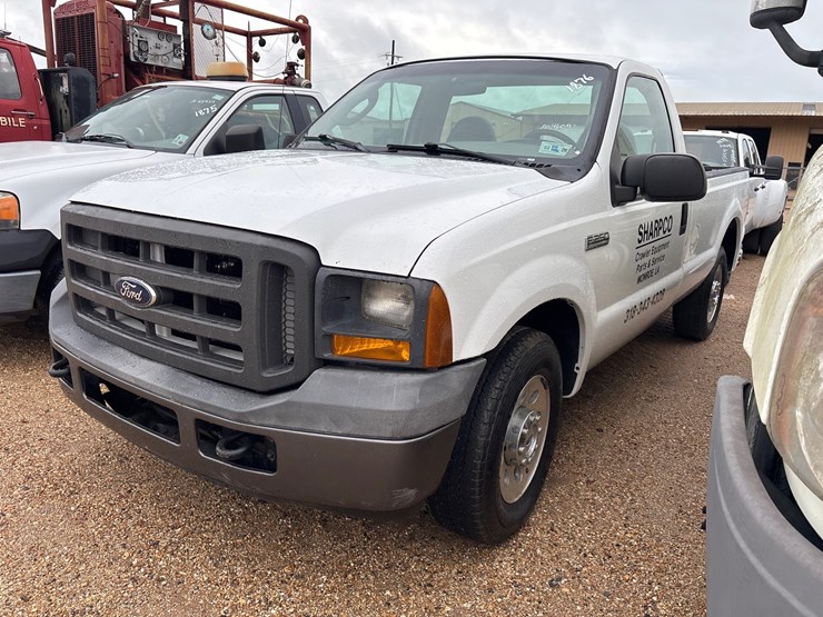 2005-ford-f250-image-1