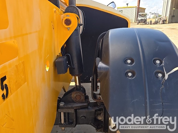 2017-jcb-509-42-image-32
