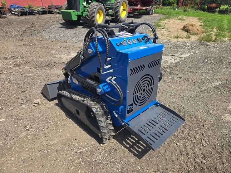#687-•-zjg-zj-380-mini-skid-steer-image-3