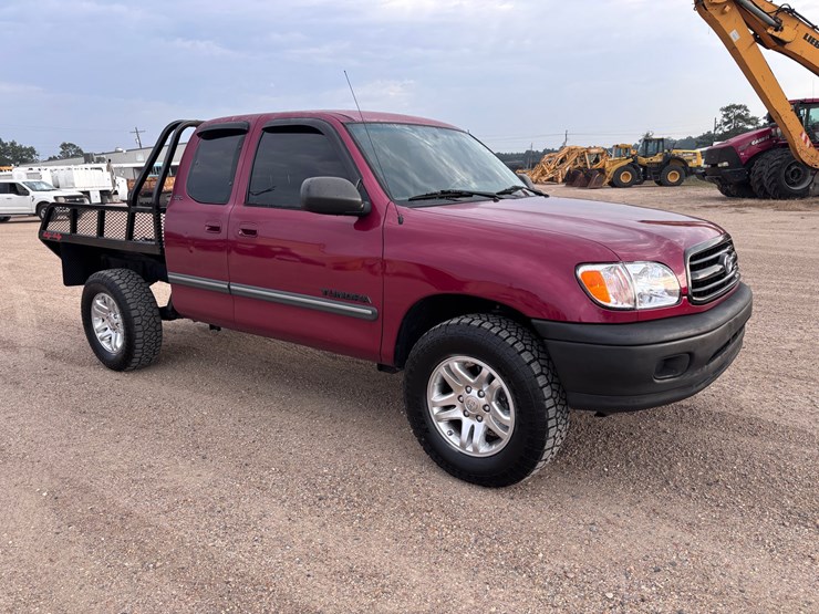 2000-toyota-tundra-image-2