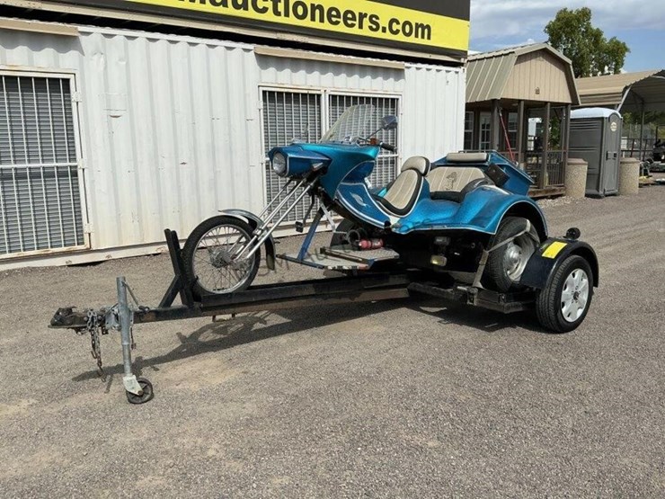 2000-recon-trike-motorcycle-image-2