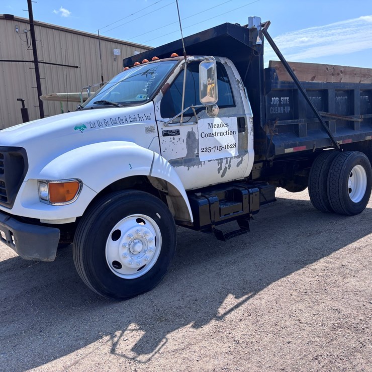 2000 FORD 2000