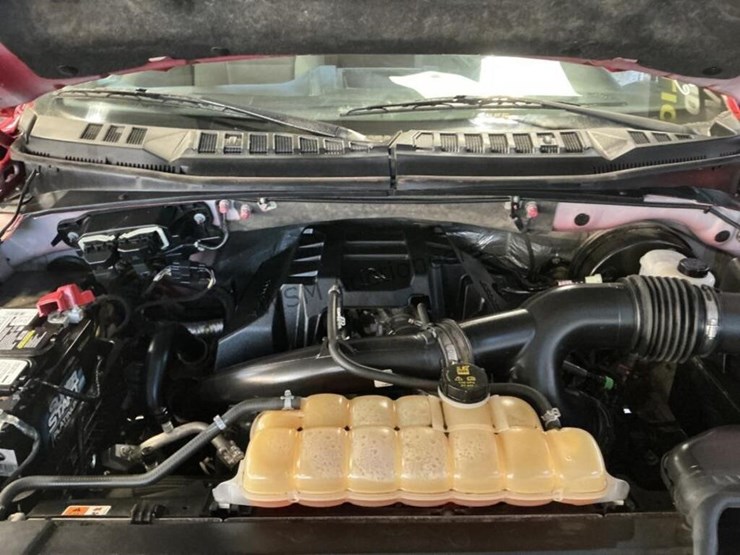 2017-ford-f150-image-10