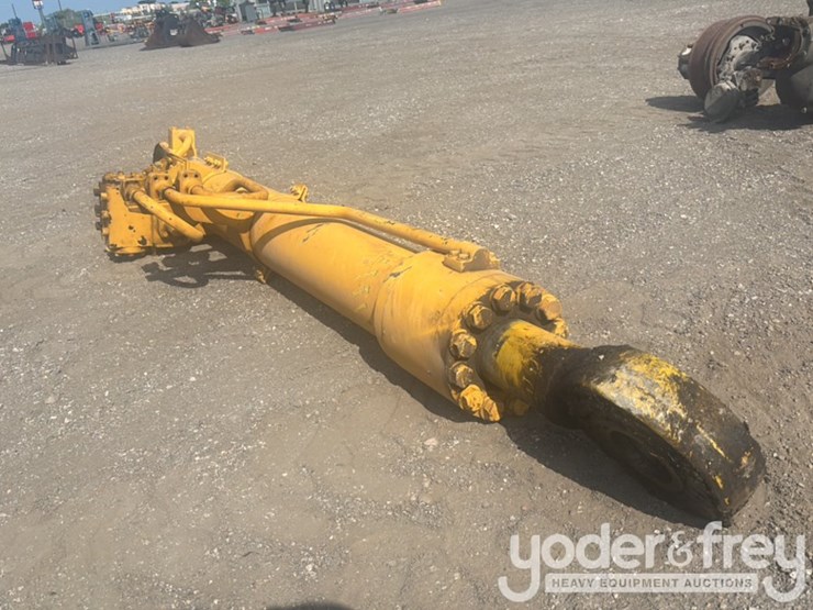 2019-komatsu-pc800-image-2