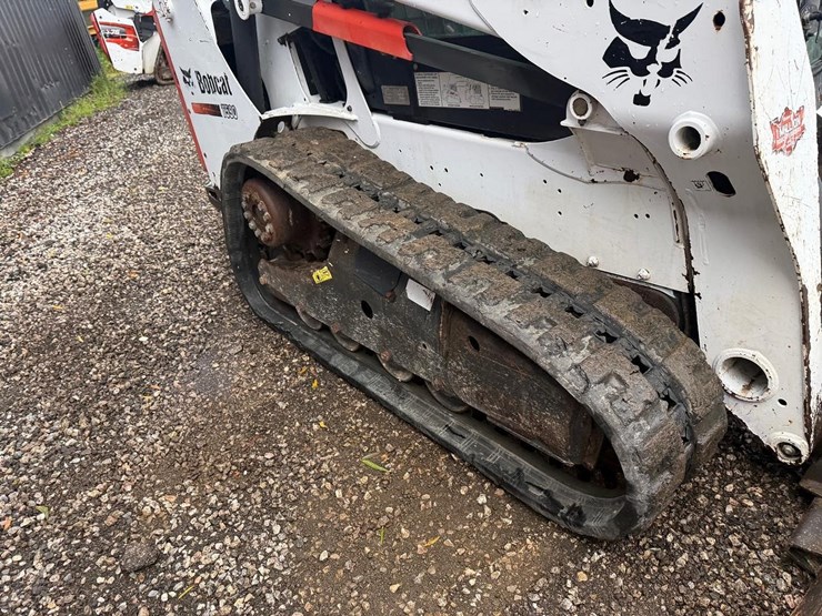 2014-bobcat-t590-image-12