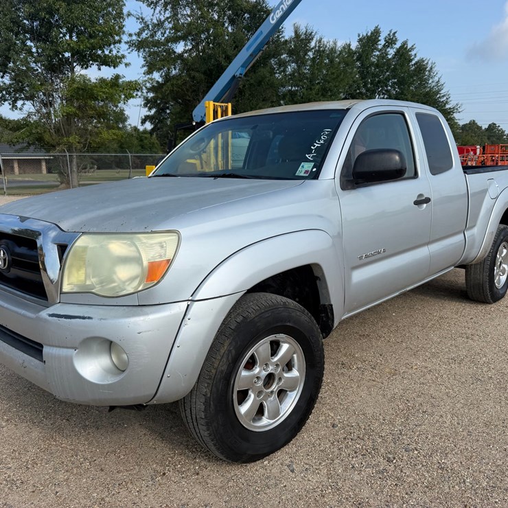 2005 TOYOTA TACOMA