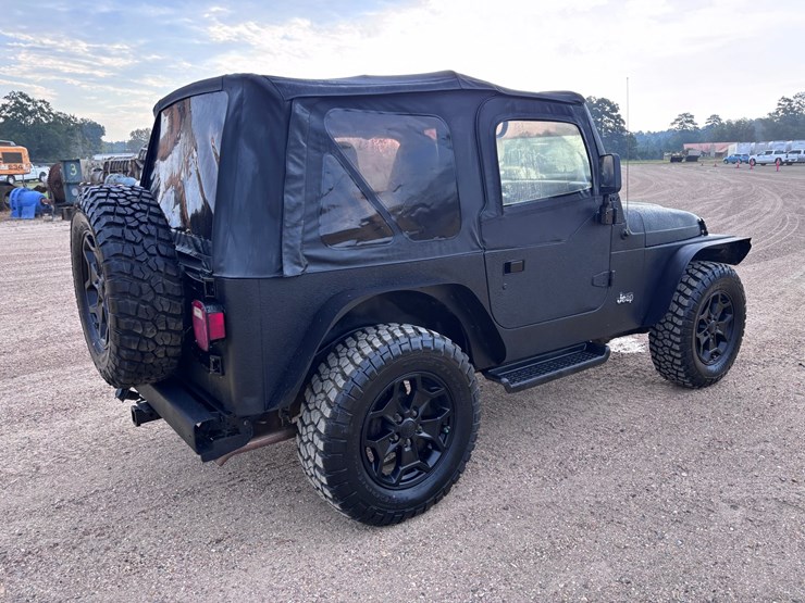 1998-jeep-wrangler-image-4