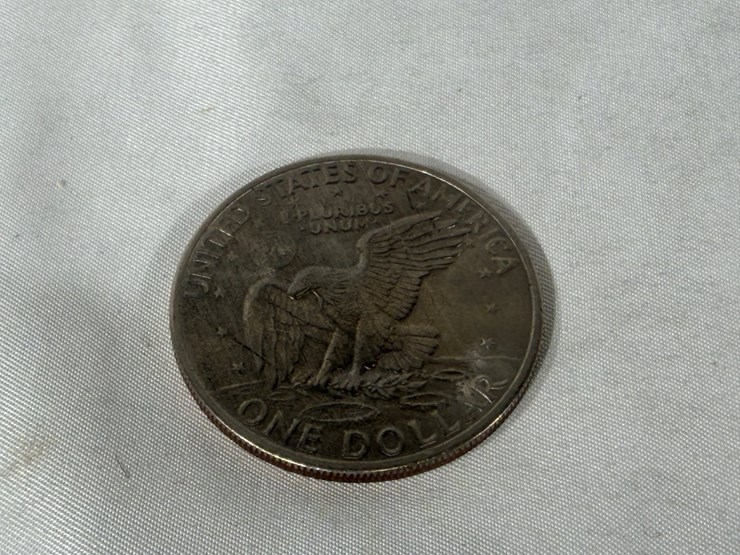 #00639-•-(20)-1971-ike-dollars-image-4