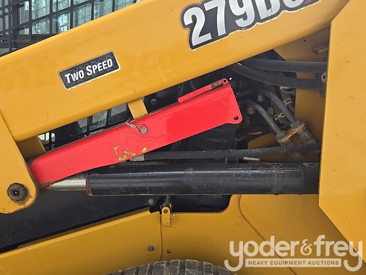 2022-caterpillar-279d3-image-16