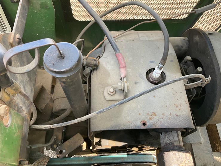 john-deere-200-image-34
