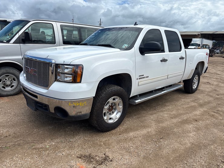 2009-gmc-sierra-2500-image-1