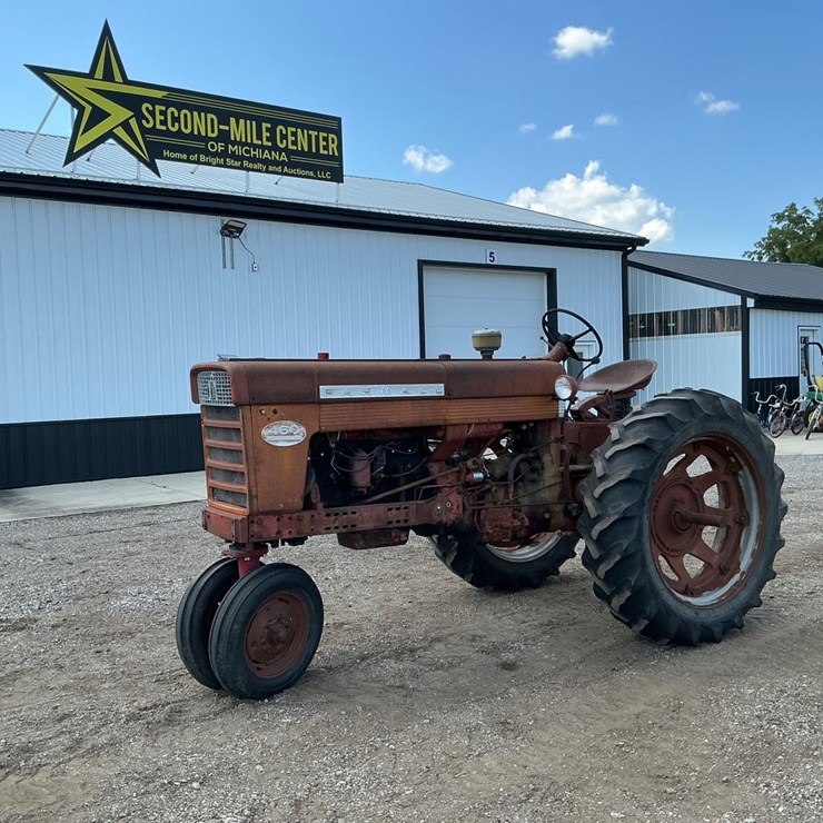 1958 CASE IH FARMALL 60