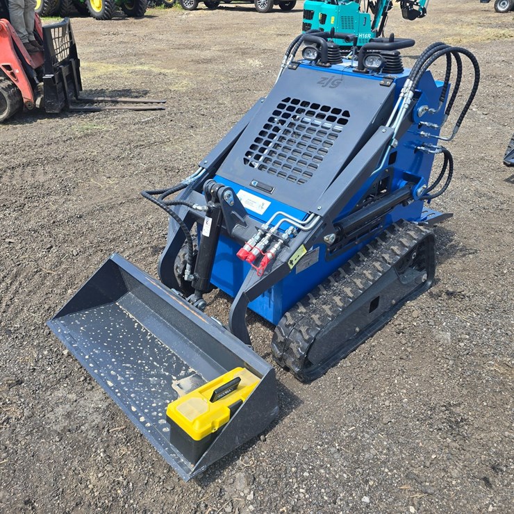#688 • ZJG ZJ-380 Mini Skid Steer