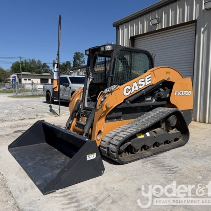 2021 CASE TV370B